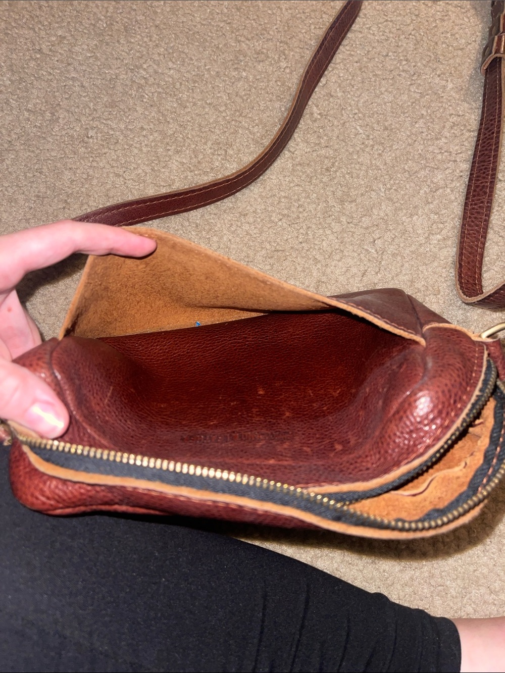 Portland Leather Crossbody Bag in Brown - Picture 3 of 5